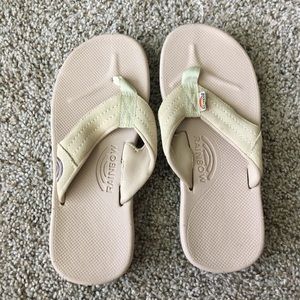 Rainbow flip flops🌈